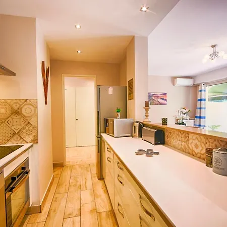 Les Vertes Annees F4 Apartamento Juan-les-Pins